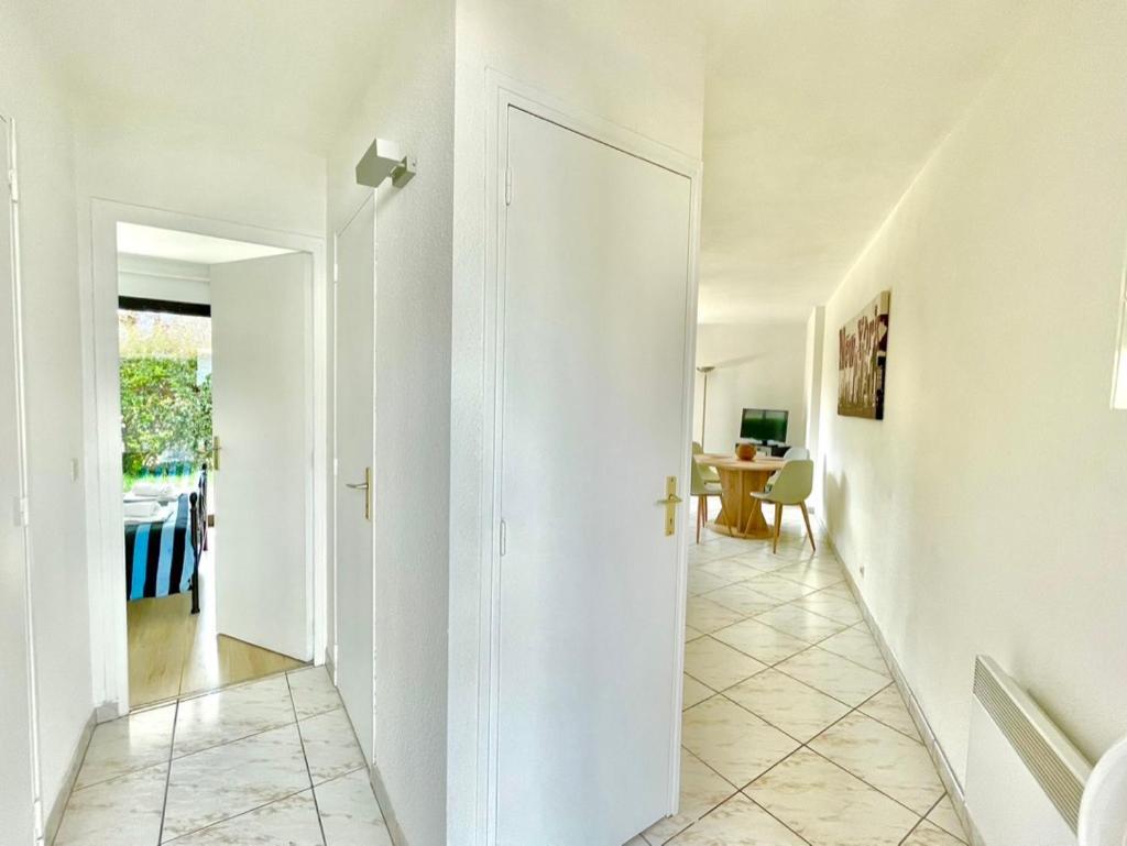 Charmant Rez De Jardin - 900M Plage De Pontaillac Apartment Royan Bagian luar foto