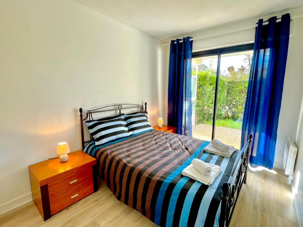 Charmant Rez De Jardin - 900M Plage De Pontaillac Apartment Royan Bagian luar foto